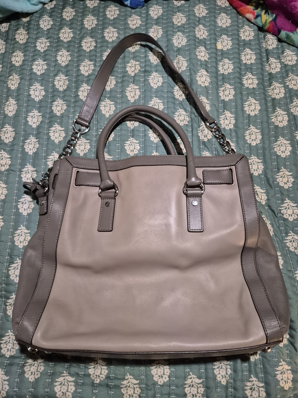 Michael Kors Hamilton Tote - Picture 2 of 13